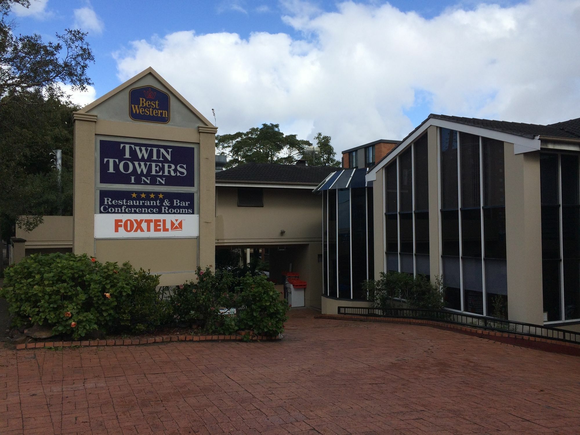 Twin Towers Inn Sydney Exterior foto
